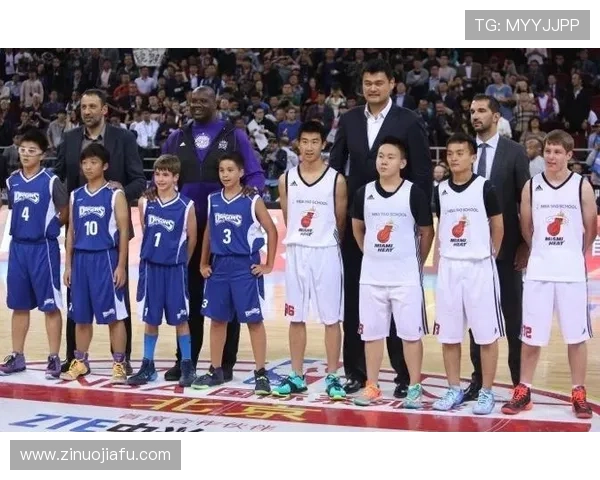 姚明传统打法的独特魅力与现代篮球的完美融合探讨